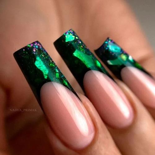 Sparkly-French-Luxury-Nails-4