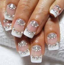 Sparkly-French-Wedding-Nail-Idea-4