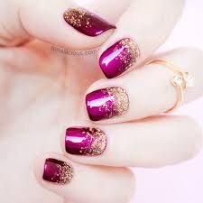 Sparkly-Ideas-For-Your-Perfect-Mani-8