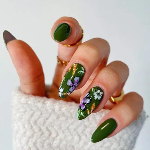 Spring-Flowers-on-Your-Almond-Nails-1