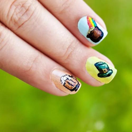 St.-Patricks-Suit-Nail-Art-2
