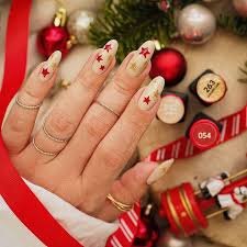 Stars-Christmas-Nails-6