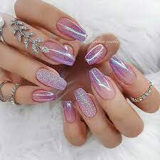 Stunning-Glitter-Pointy-Nail-Designs-7