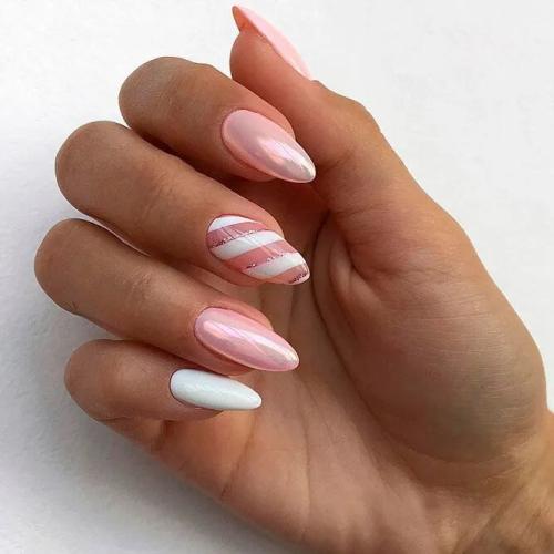 Stunning-Lined-White-Nail-Designs-1