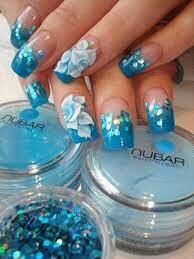 Stunning-Nails-With-3-D-Flowers-4