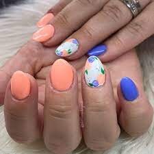 Summer-Round-Nail-Designs-3