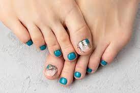 Summer-Toe-Nails-with-One-Tone-5