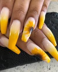 Sunflower-Nails-3