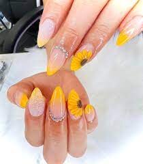 Sunflowers-Nails-5