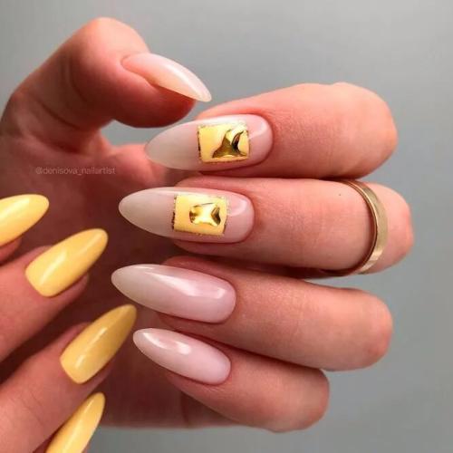 Sunshine-Yellow-Almond-Shaped-Nails-1