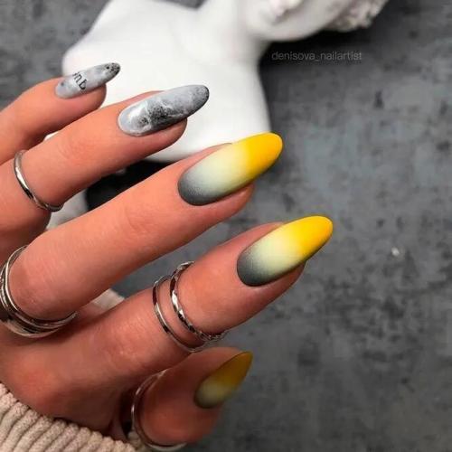 Sunshine-Yellow-Almond-Shaped-Nails-2