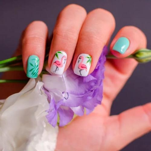 Sweet-Birds-Tropical-Nails-Designs-3