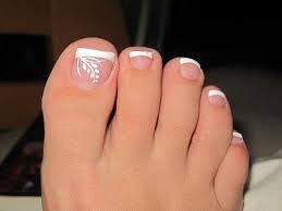 Sweet-French-Toe-Nails-3