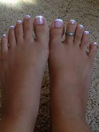 Sweet-French-Toe-Nails-5