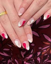 Sweet-Pink-Almond-Shaped-Nails-Color-10