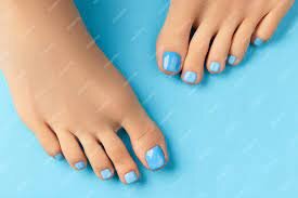 Teal-Blue-Toe-Nail-Colors-4