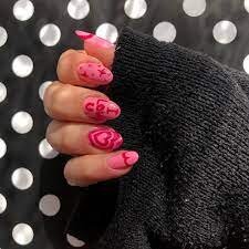 Textual-Nail-Art-4