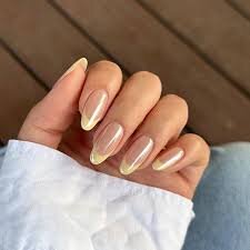 Textured-French-Manicure-9