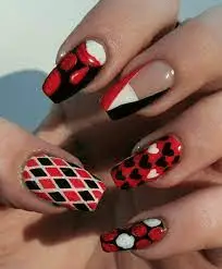 This-Matte-Black-Queen-of-Hearts-Mani-2.jpg