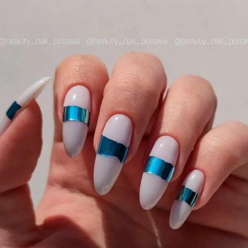 Timeless-Nudes-Almond-Shaped-Nails-1