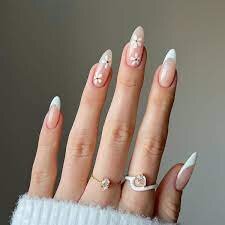 Timeless-Nudes-Almond-Shaped-Nails-4