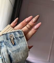 Timeless-Nudes-Almond-Shaped-Nails-5