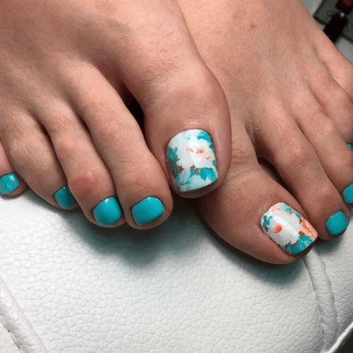 Toe-Nail-Designs-With-Floral-Motifs-1 (1)