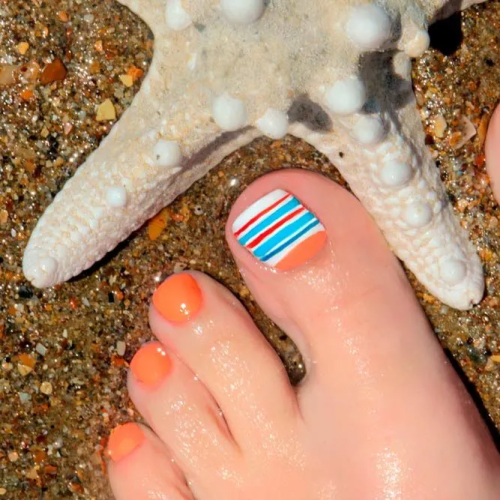 Toe-Nail-Designs-With-Stripes-1