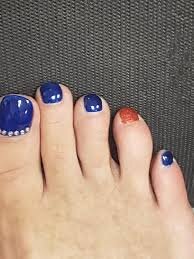 Toe-Nails-In-Dark-Blue-Shades-9