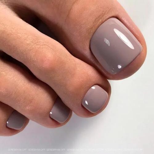Toe-Nails-In-Nude-Colors-2
