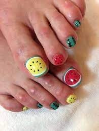 Toe-Nails-With-Fruits-Accent-5