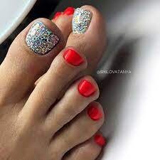 Toe-Nails-With-Glitter-Accent-7