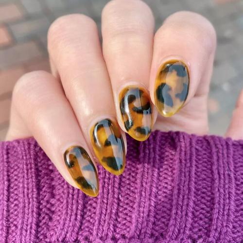 Tortoiseshell-Nails-1 (1)