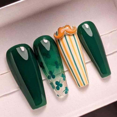 Traditional-Green-Shamrock-3