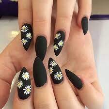 Trendy-Black-Nails-with-Flowers-5