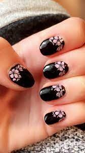 Trendy-Black-Nails-with-Flowers-5 (1)