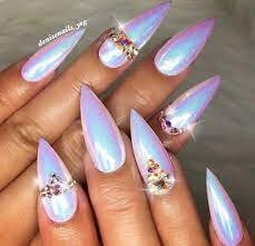 Trendy-Chrome-Stiletto-Nails-5