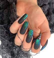 Trendy-Matte-Nails-With-Ombre-Effect-6