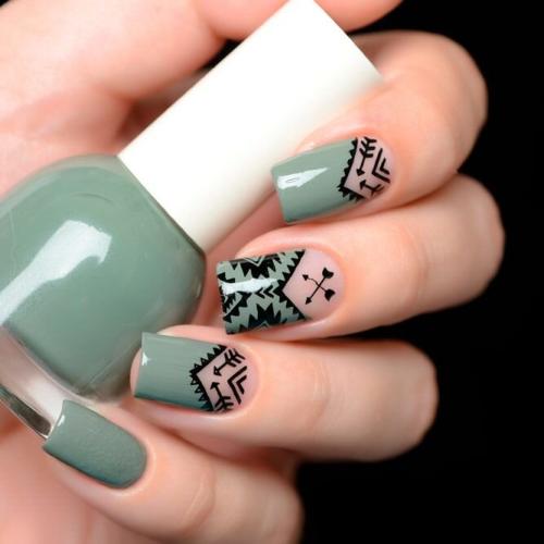 Tribal-Festival-Nails-4