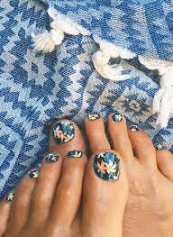 Tropical-Nail-Art-Designs-For-Toes-5