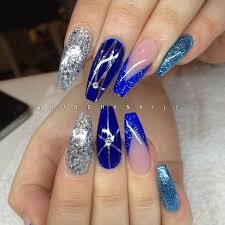 Try-This-Girly-Glam-Nails-5