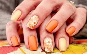 Two-Tone-Autumn-Nails-7