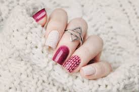 Two-Tone-Manicure-With-Bold-Accents-6
