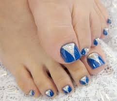 Two-Toned-Mix-for-Toe-Nails-10