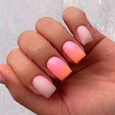 Two-Сolor-Ombre-Manicure-4