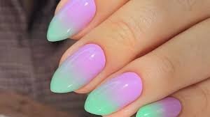 Two-Сolor-Ombre-Manicure-6