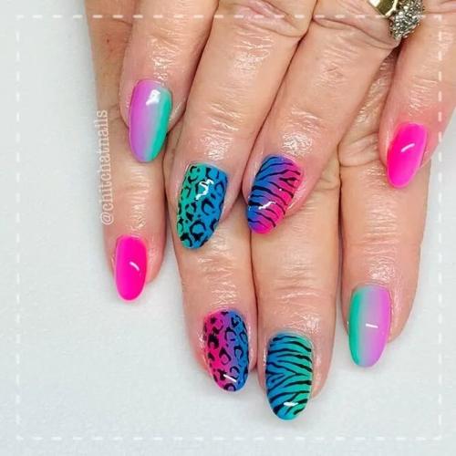 Vertical-Rainbow-Ombre-Nails-2