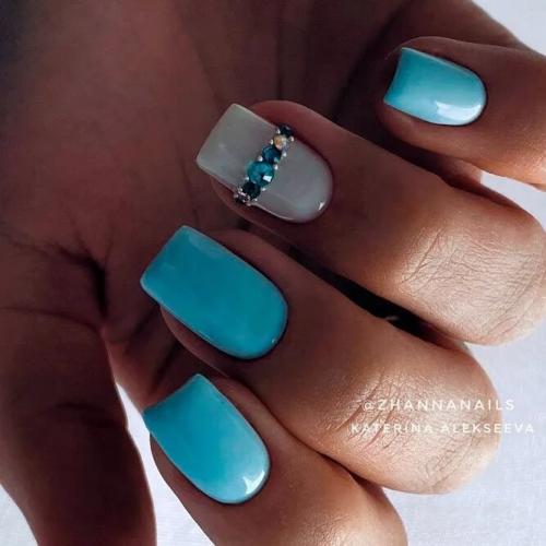 Wedding-Nails-with-Ring-Nail-Charms-3