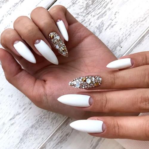 White-Acrylic-Nail-Art-with-Rhinestones-2