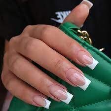 White-Acrylic-Nails-4